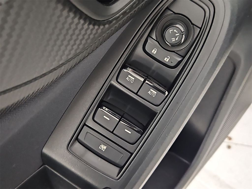 Thumbnail: 2019 Subaru Crosstrek - 26