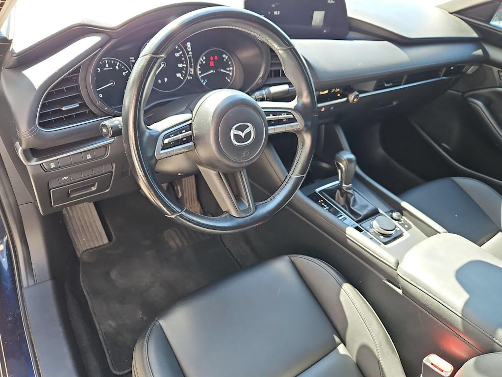 Thumbnail: 2021 Mazda Mazda3 - 2