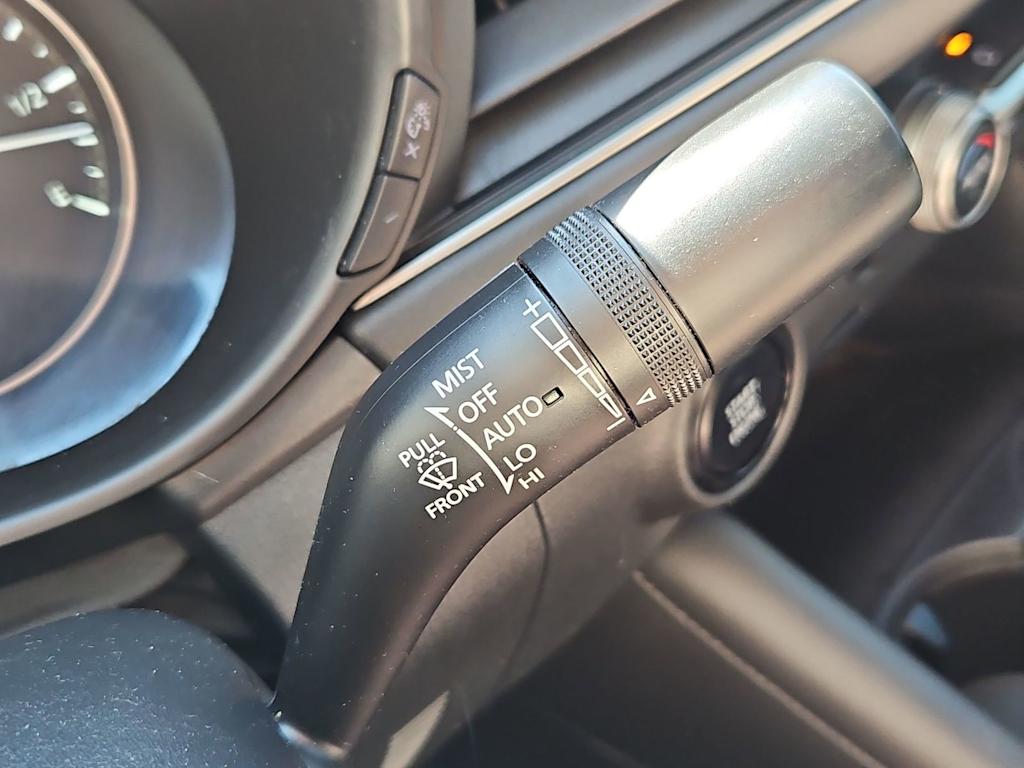 Thumbnail: 2021 Mazda Mazda3 - 15