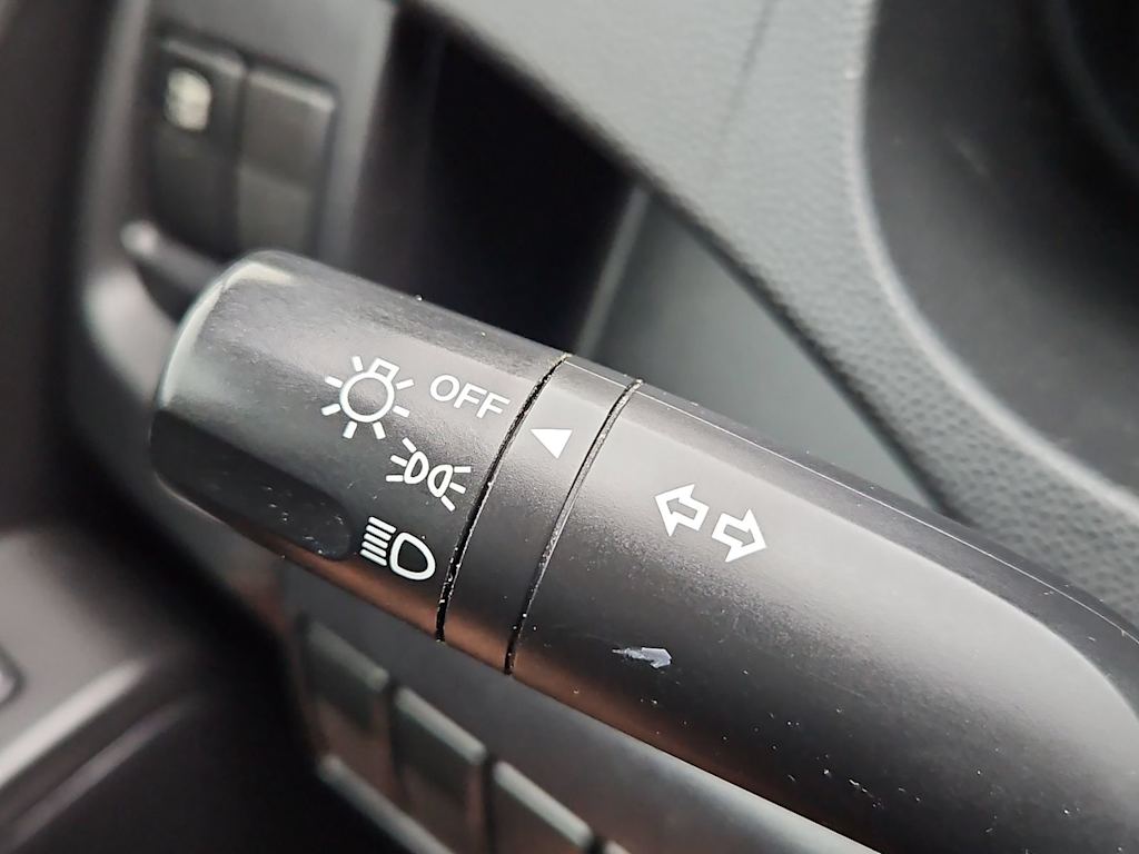 Thumbnail: 2014 Mazda Mazda5 - 15
