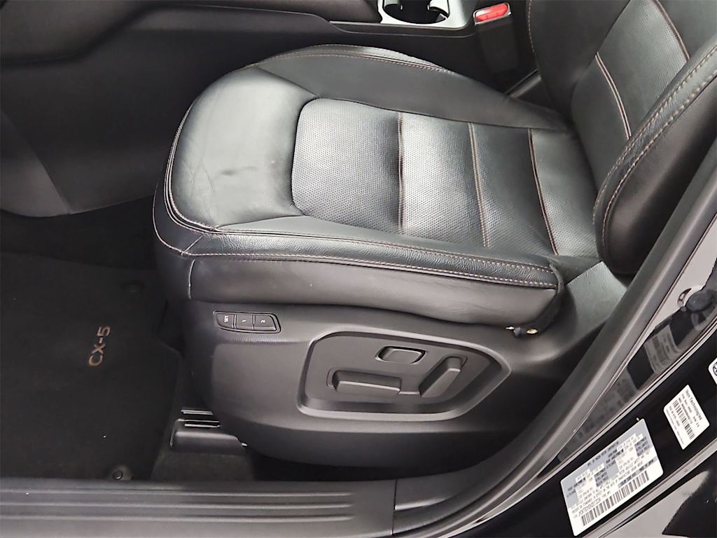 Thumbnail: 2022 Mazda CX-5 - 25