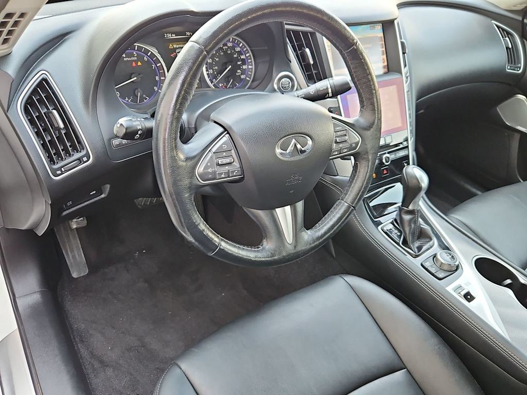 Thumbnail: 2017 INFINITI Q50 - 2