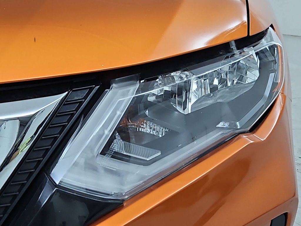 Thumbnail: 2018 Nissan Rogue - 24