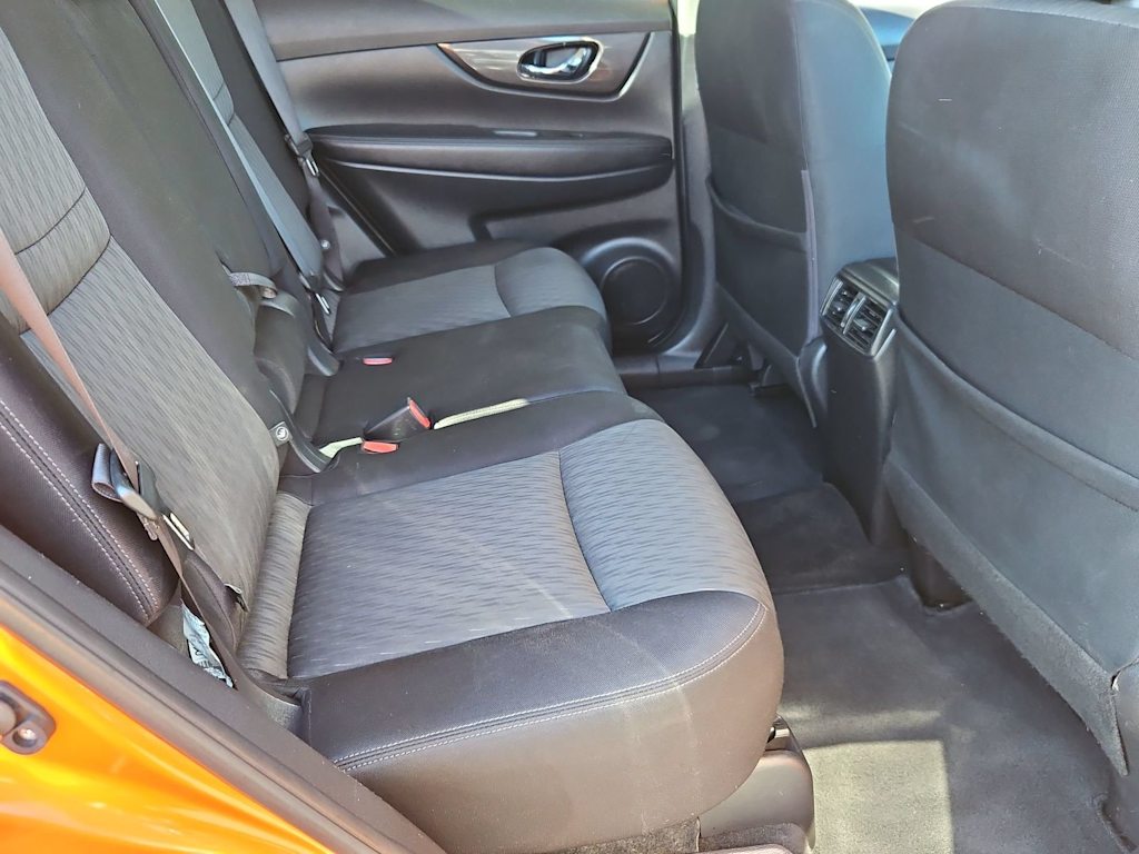 Thumbnail: 2018 Nissan Rogue - 28