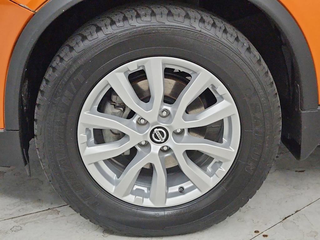 Thumbnail: 2018 Nissan Rogue - 8