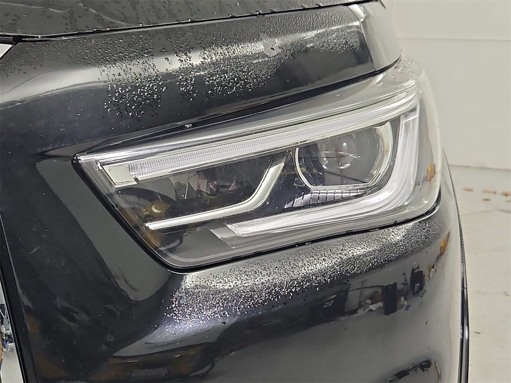 Thumbnail: 2019 INFINITI QX80 - 24