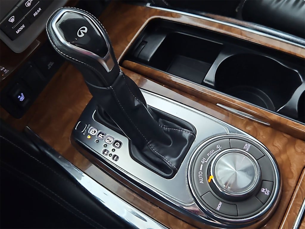 Thumbnail: 2019 INFINITI QX80 - 16