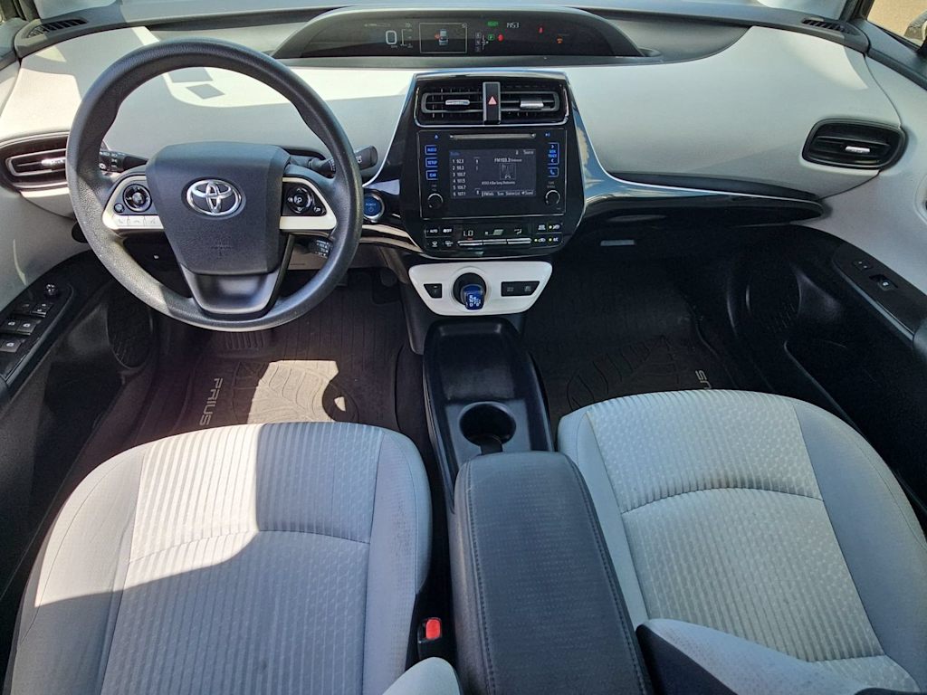 Thumbnail: 2016 Toyota Prius - 9