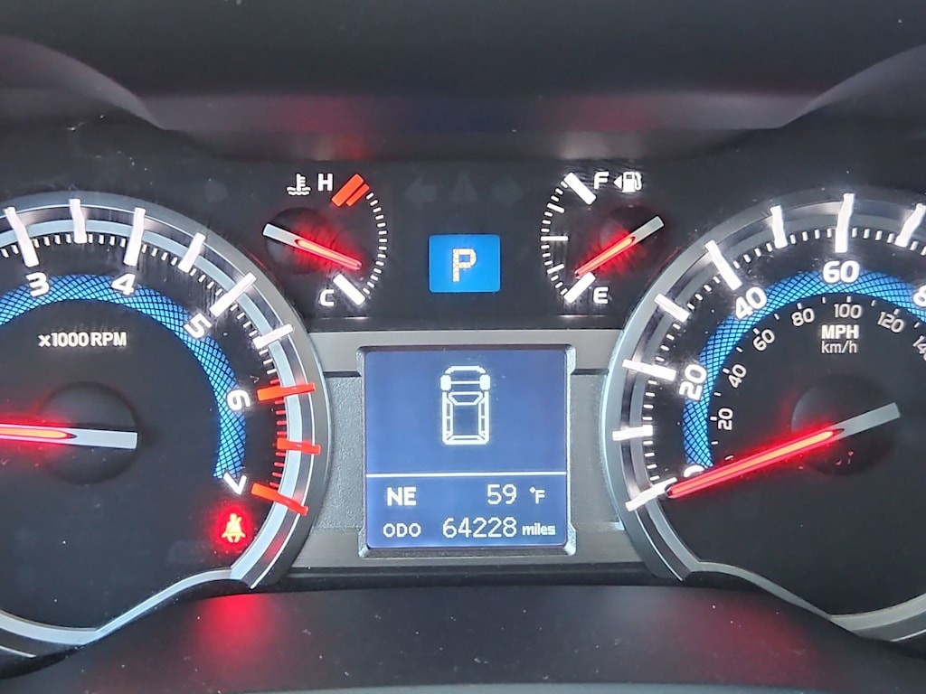 Thumbnail: 2018 Toyota 4Runner - 18