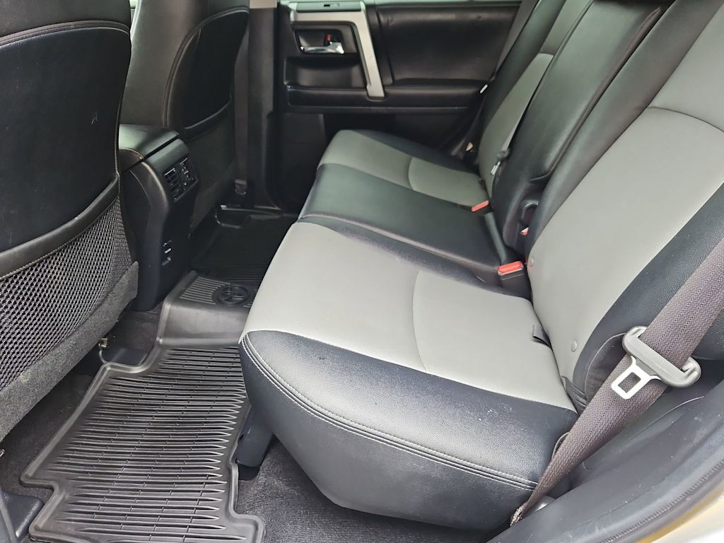 Thumbnail: 2019 Toyota 4Runner - 13