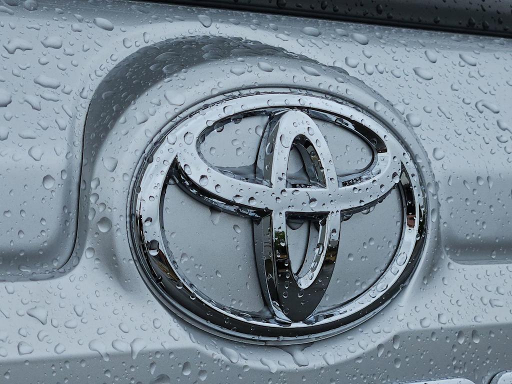 Thumbnail: 2019 Toyota 4Runner - 8