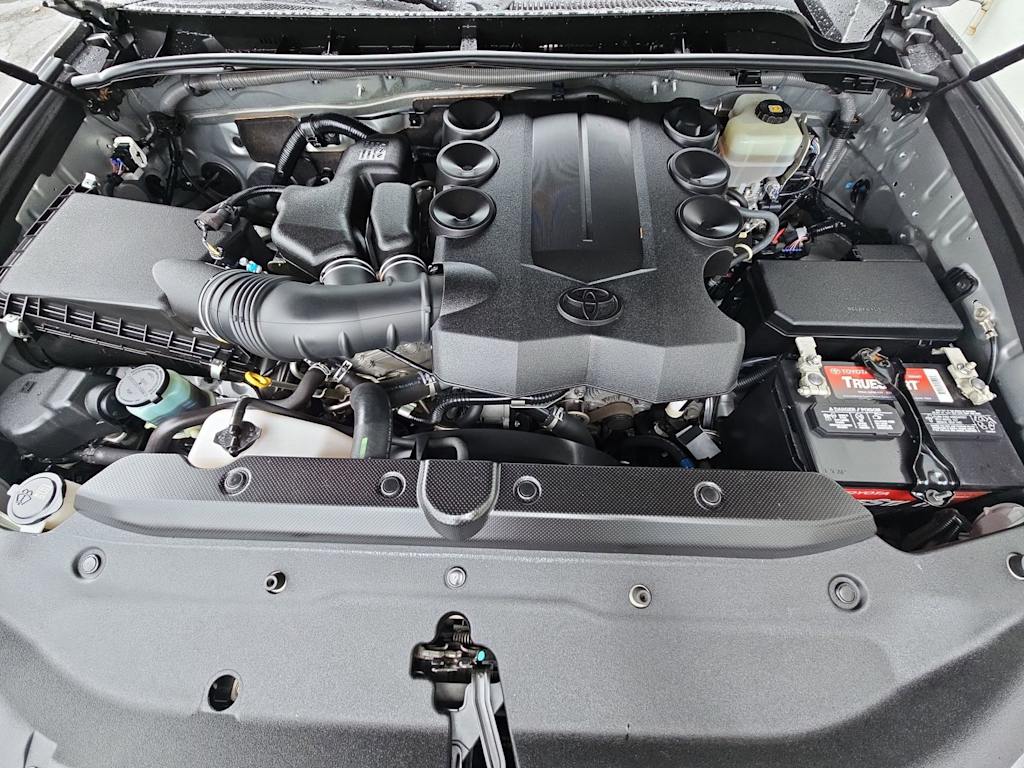 Thumbnail: 2019 Toyota 4Runner - 9