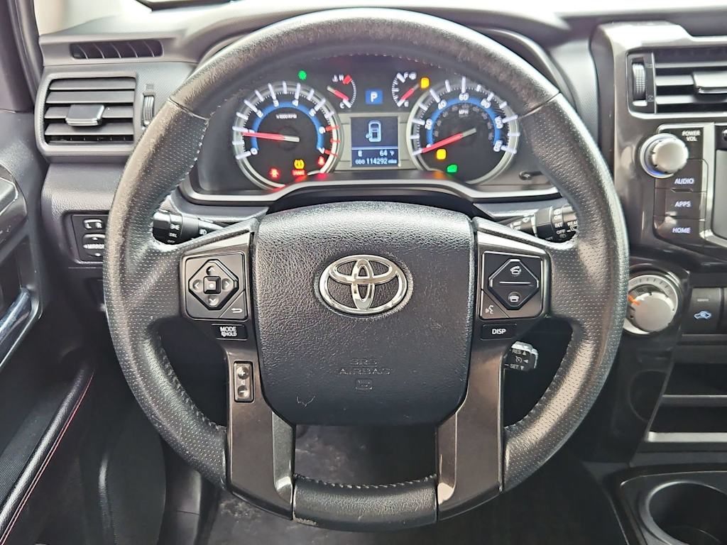 Thumbnail: 2016 Toyota 4Runner - 14