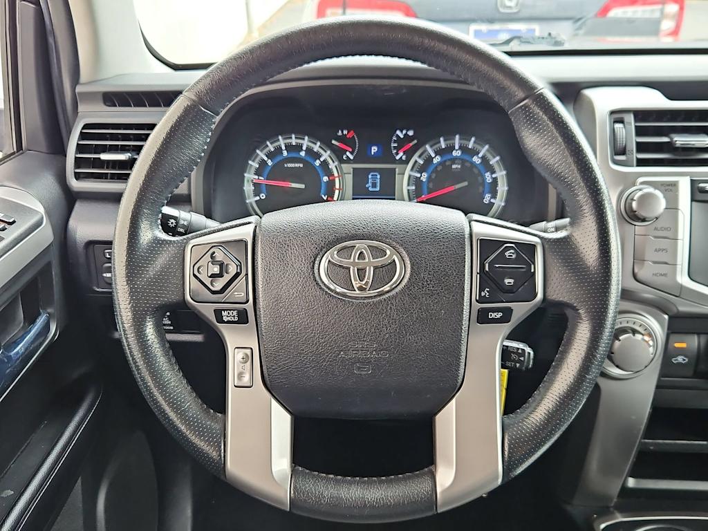 Thumbnail: 2018 Toyota 4Runner - 14