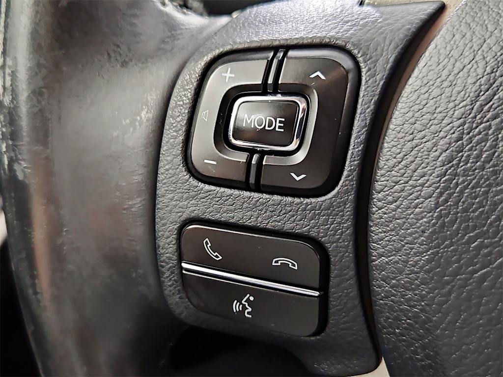 Thumbnail: 2018 Lexus IS - 31