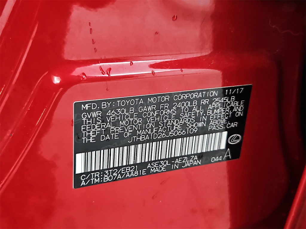 Thumbnail: 2018 Lexus IS - 20