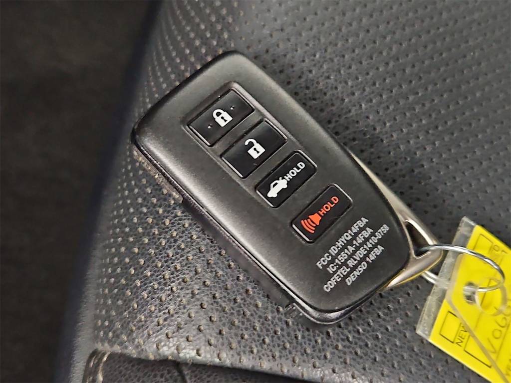 Thumbnail: 2018 Lexus IS - 19