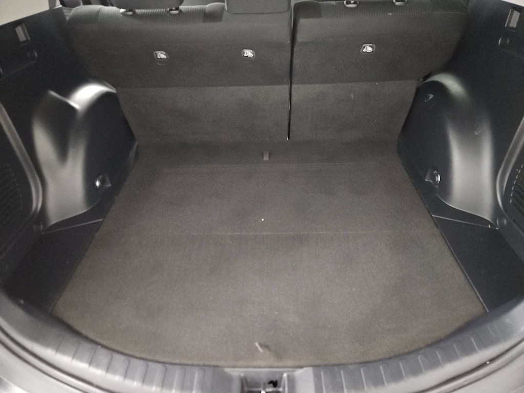 Thumbnail: 2015 Toyota RAV4 - 18