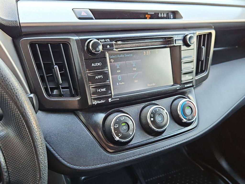 Thumbnail: 2018 Toyota RAV4 - 15