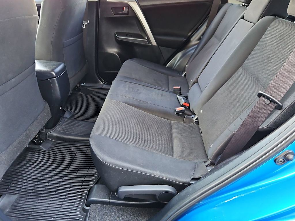 Thumbnail: 2018 Toyota RAV4 - 13
