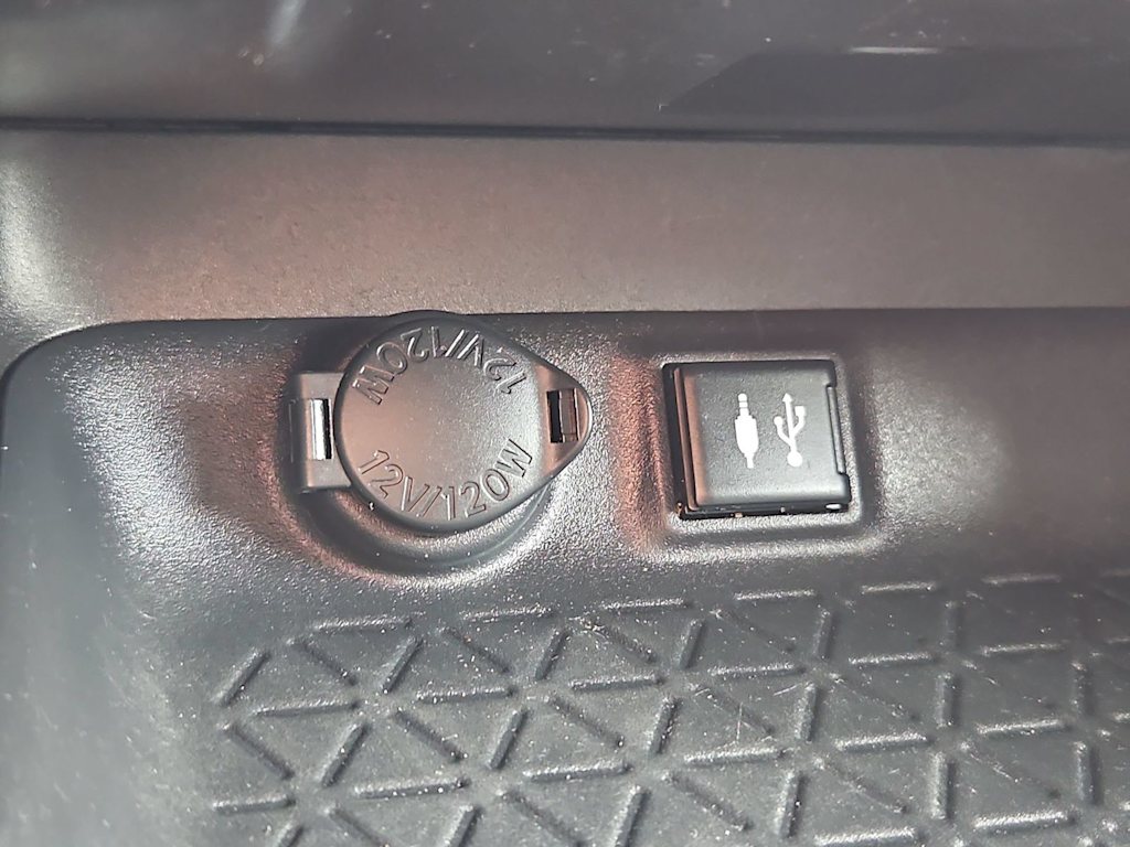 Thumbnail: 2019 Toyota RAV4 - 33