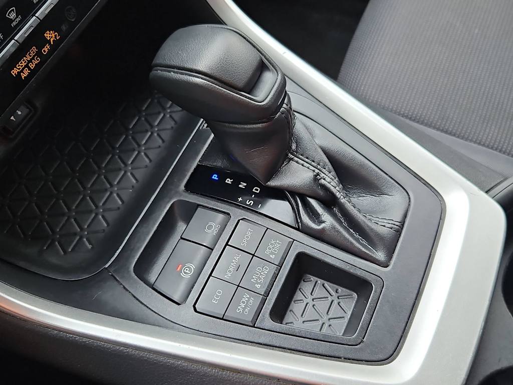 Thumbnail: 2019 Toyota RAV4 - 34