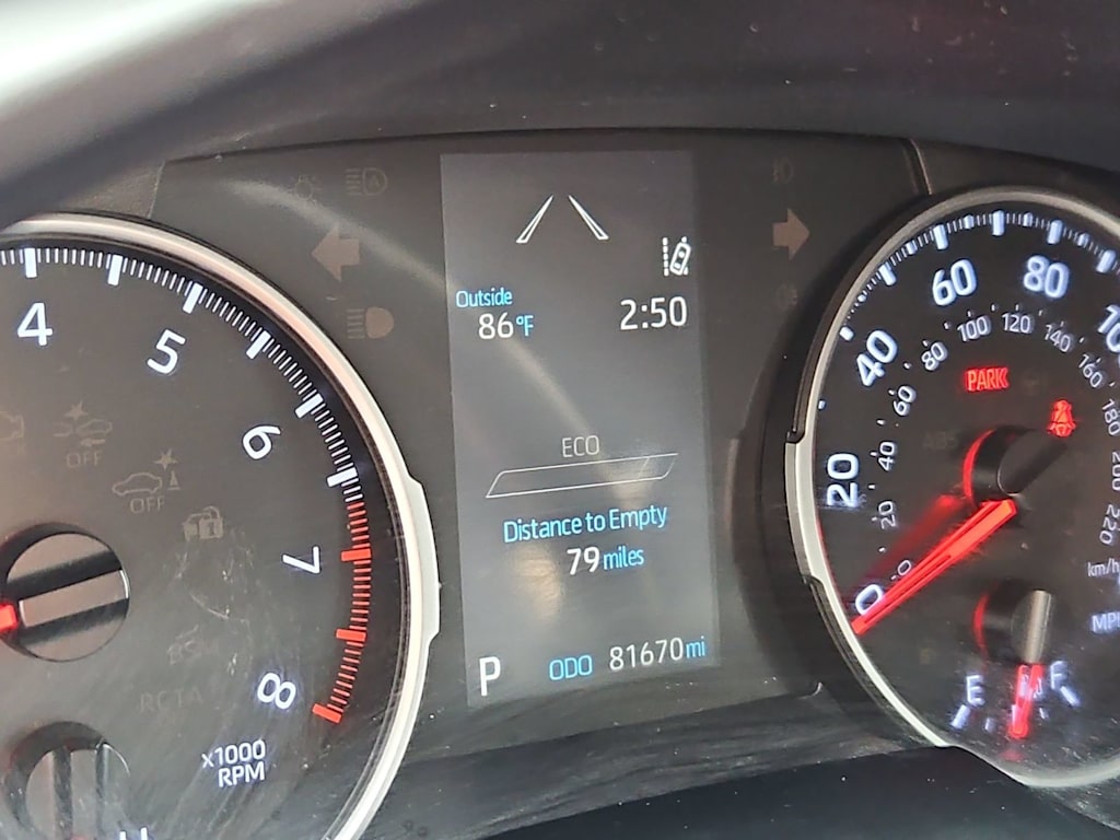 Thumbnail: 2019 Toyota RAV4 - 17