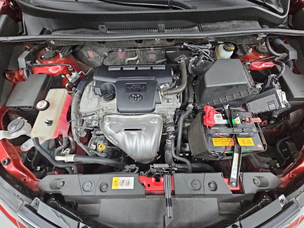 Thumbnail: 2017 Toyota RAV4 - 9