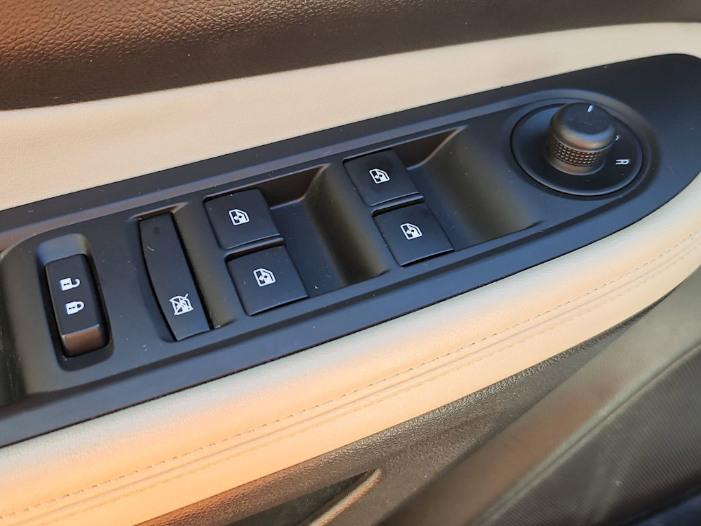 Thumbnail: 2017 Buick Encore - 25