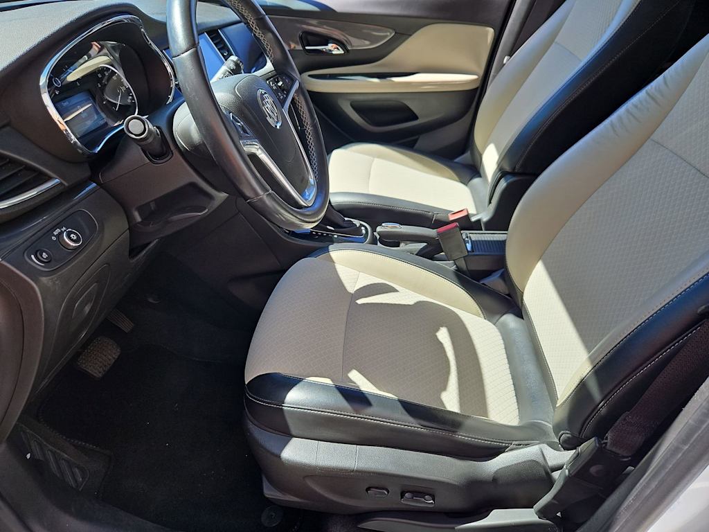 Thumbnail: 2017 Buick Encore - 11