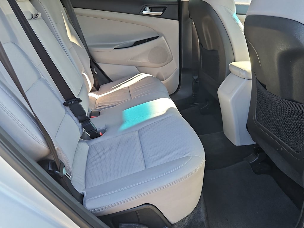 Thumbnail: 2019 Hyundai Tucson - 12