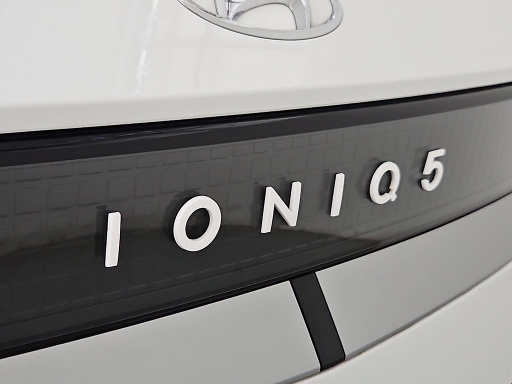 Thumbnail: 2024 Hyundai Ioniq 5 - 14