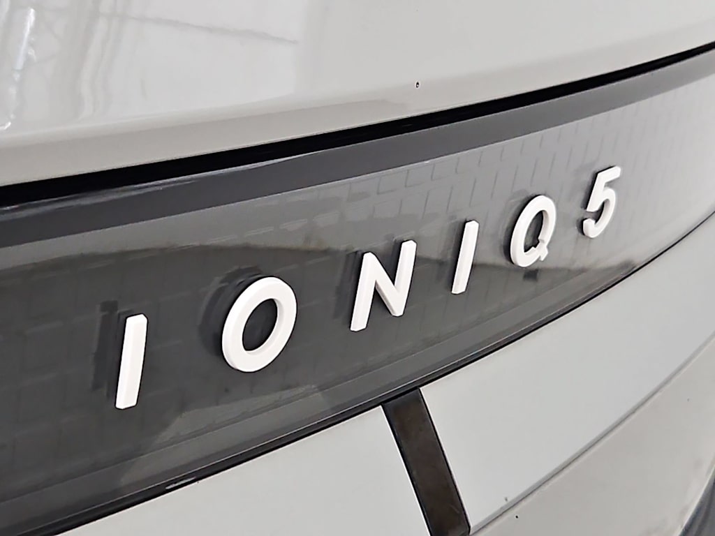 Thumbnail: 2024 Hyundai Ioniq 5 - 23