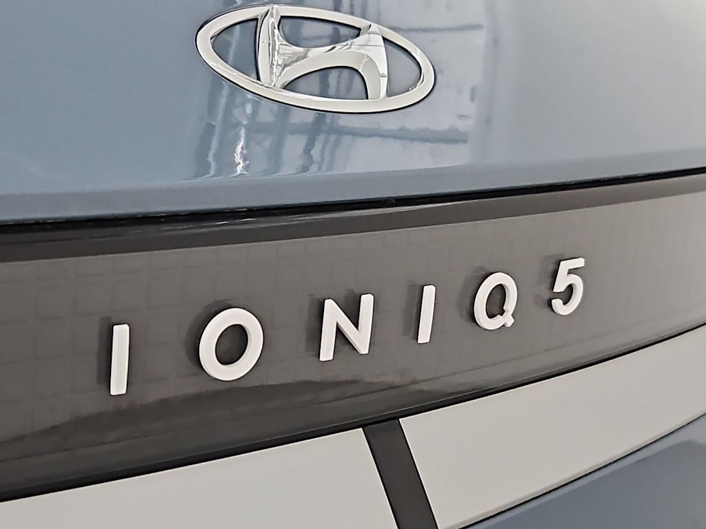 Thumbnail: 2024 Hyundai Ioniq 5 - 24