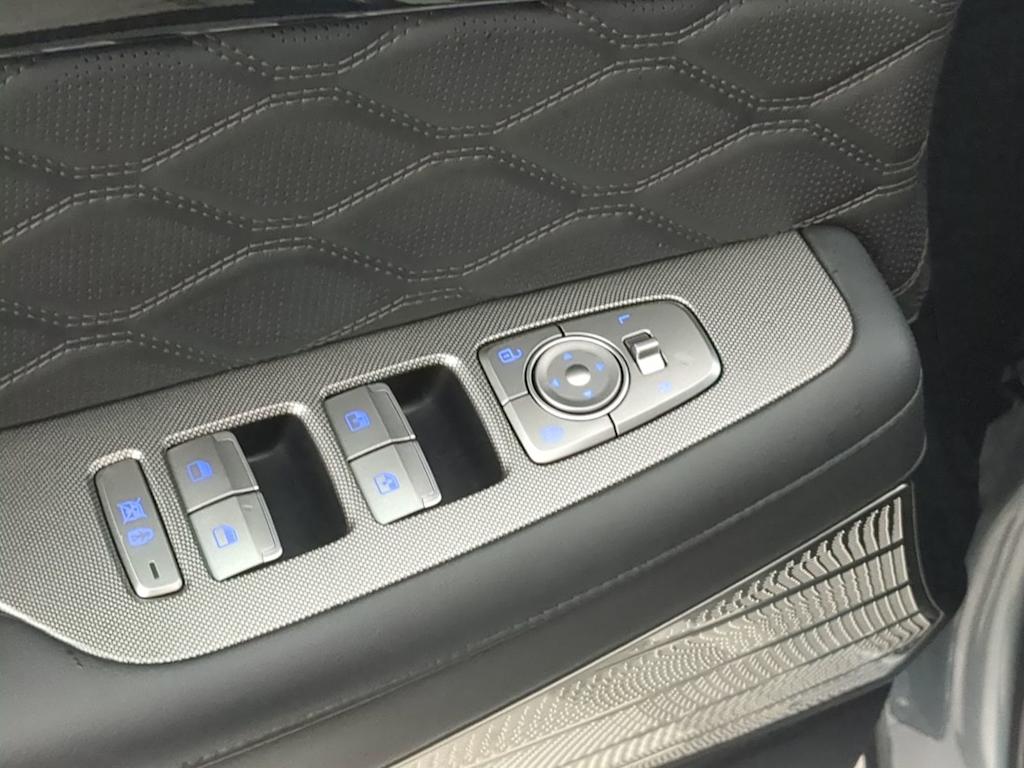 Thumbnail: 2022 Hyundai Palisade - 23