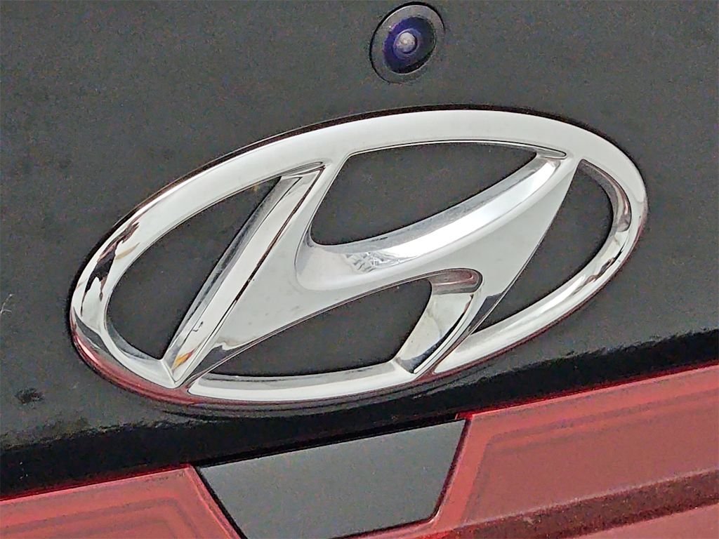 Thumbnail: 2023 Hyundai Elantra - 6