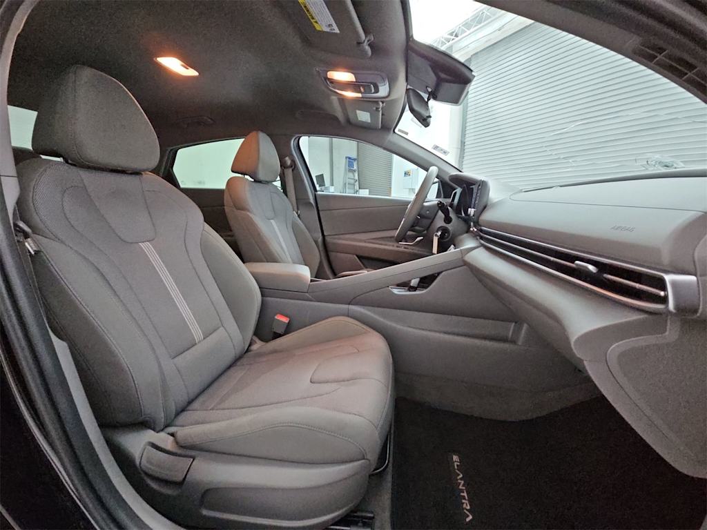 Thumbnail: 2023 Hyundai Elantra - 27
