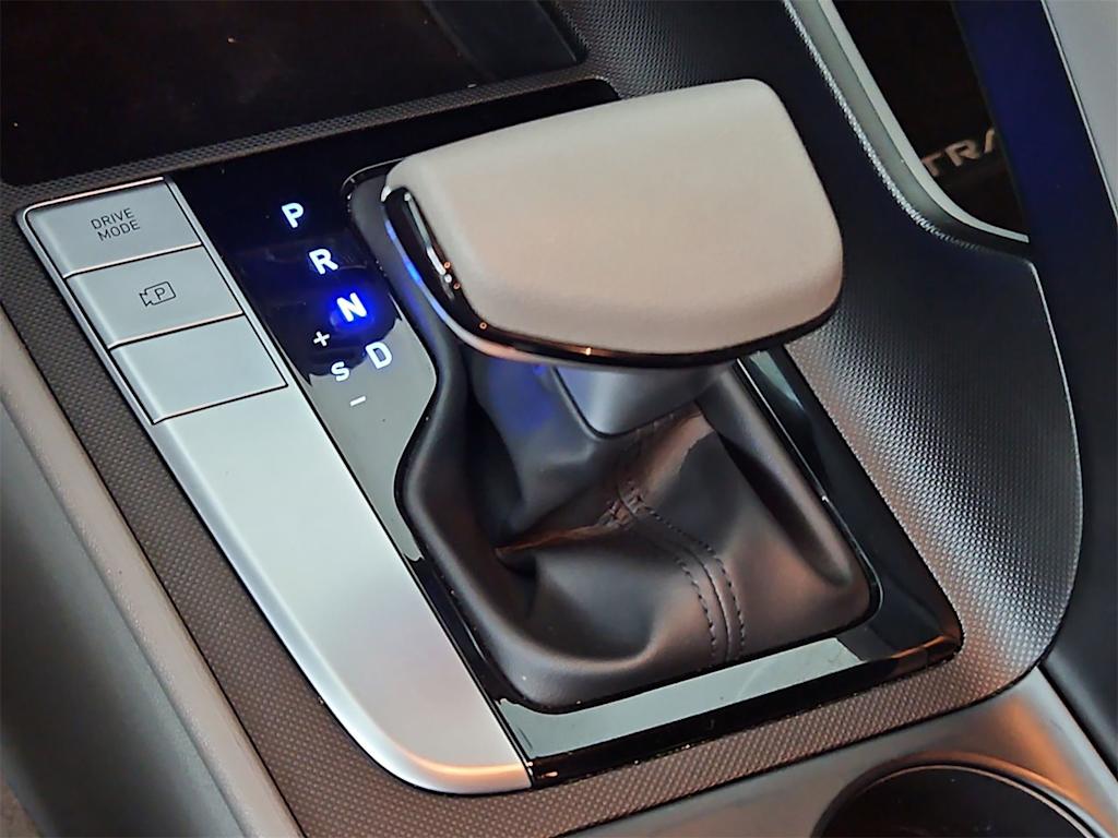 Thumbnail: 2023 Hyundai Elantra - 33