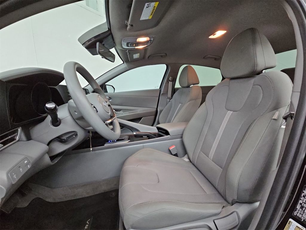 Thumbnail: 2023 Hyundai Elantra - 10