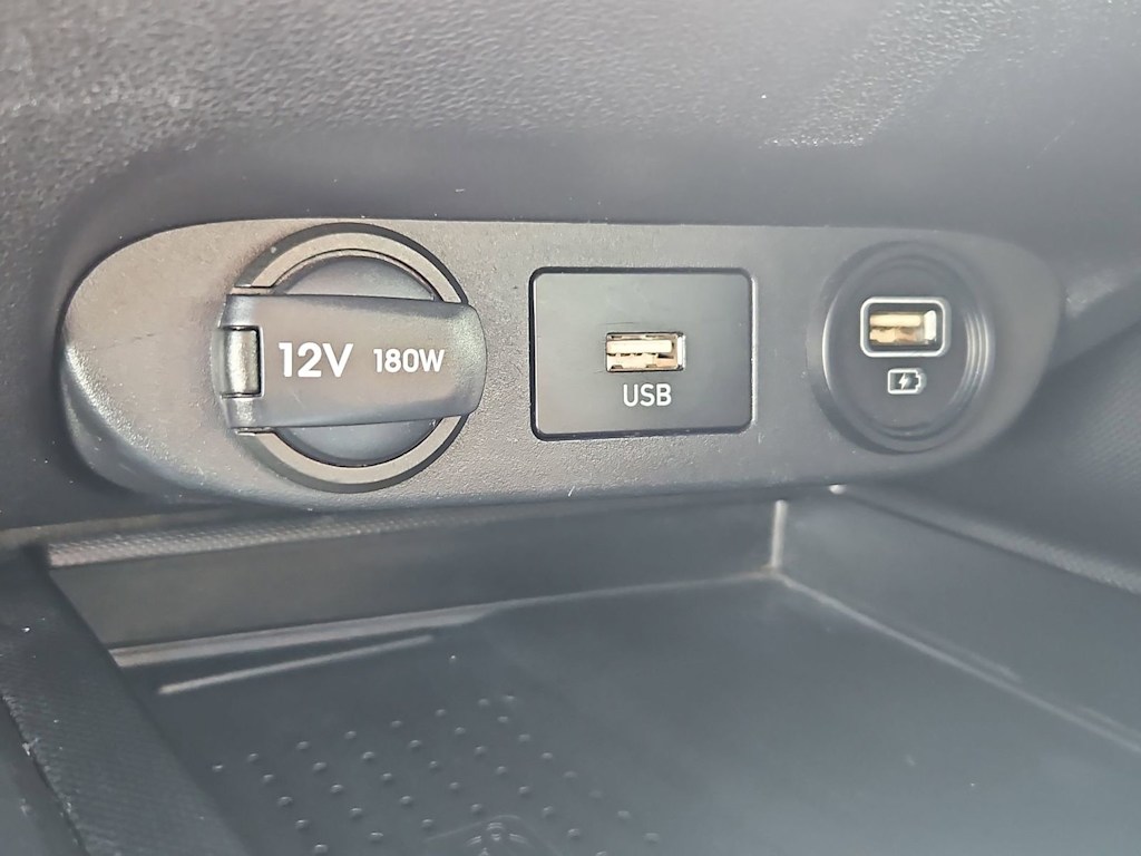 Thumbnail: 2023 Hyundai Elantra - 35
