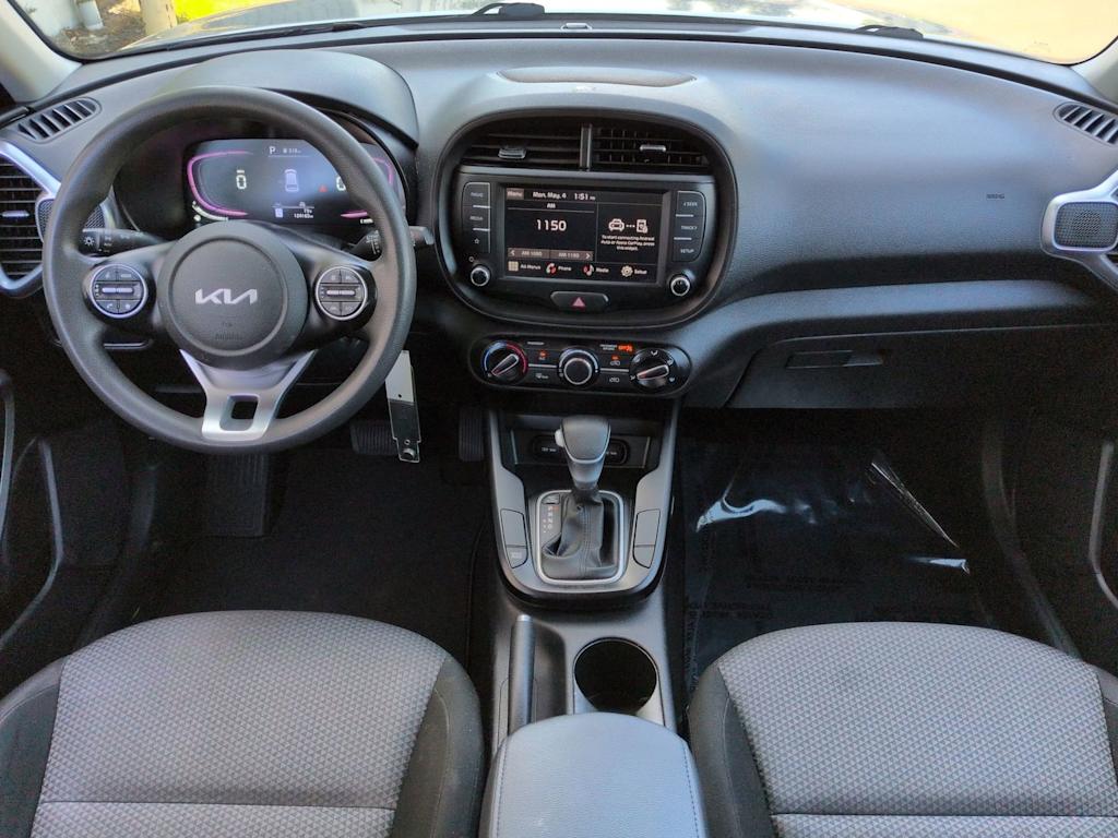 Thumbnail: 2023 Kia Soul - 8
