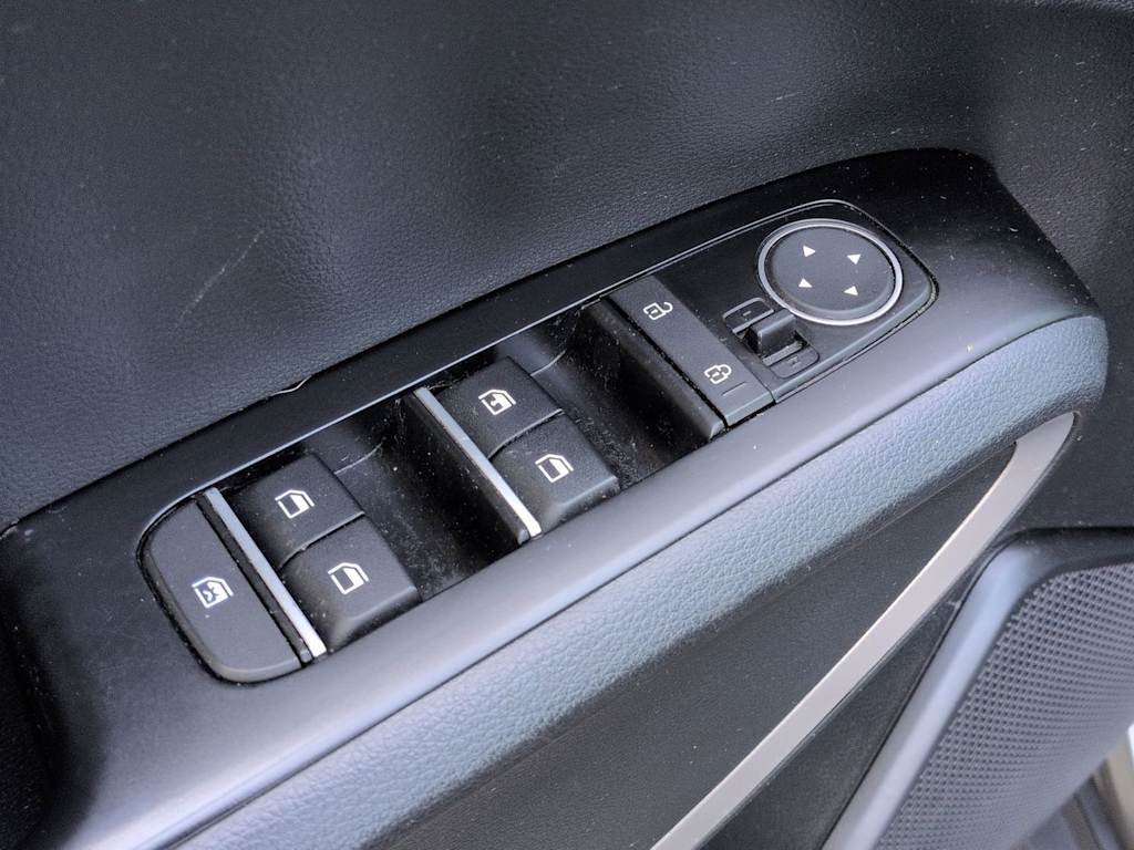 Thumbnail: 2023 Kia Soul - 22