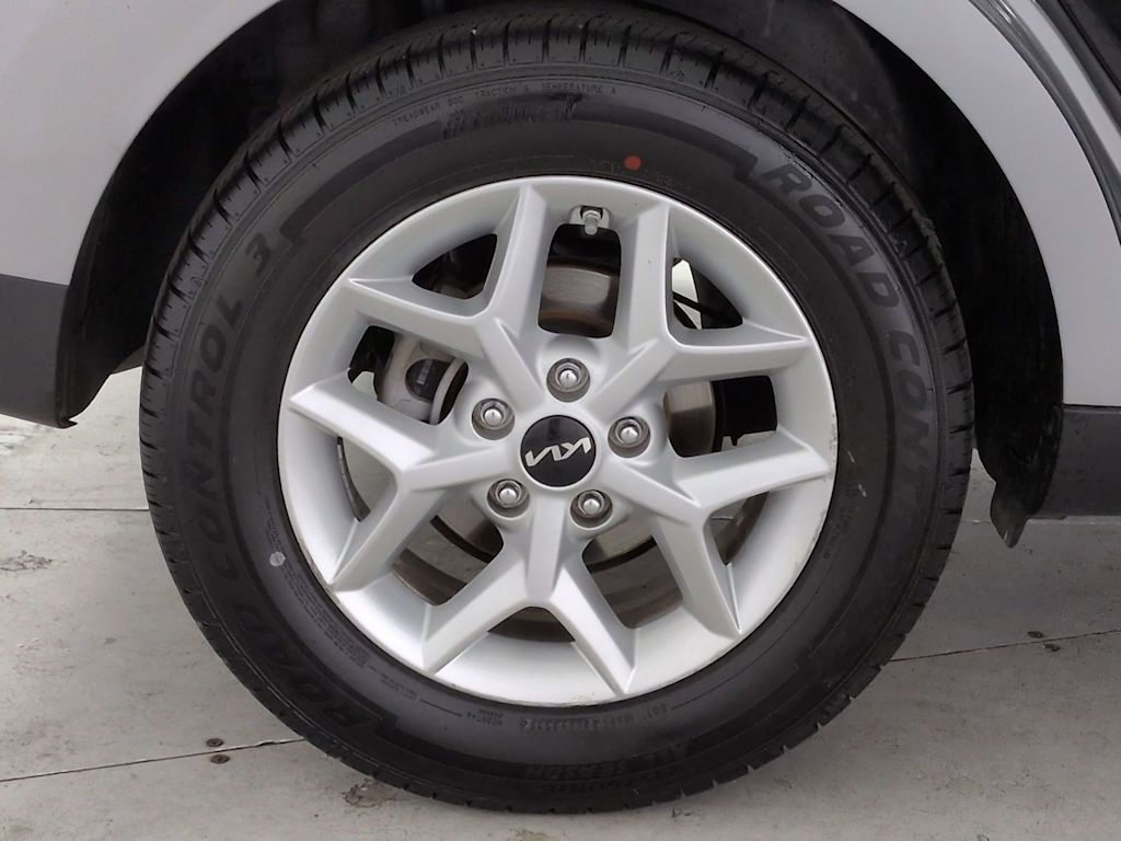 Thumbnail: 2023 Kia Soul - 7