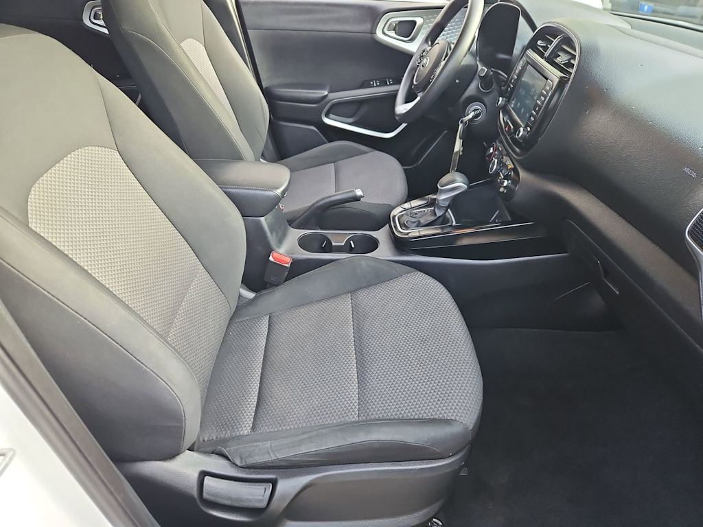 Thumbnail: 2020 Kia Soul - 12