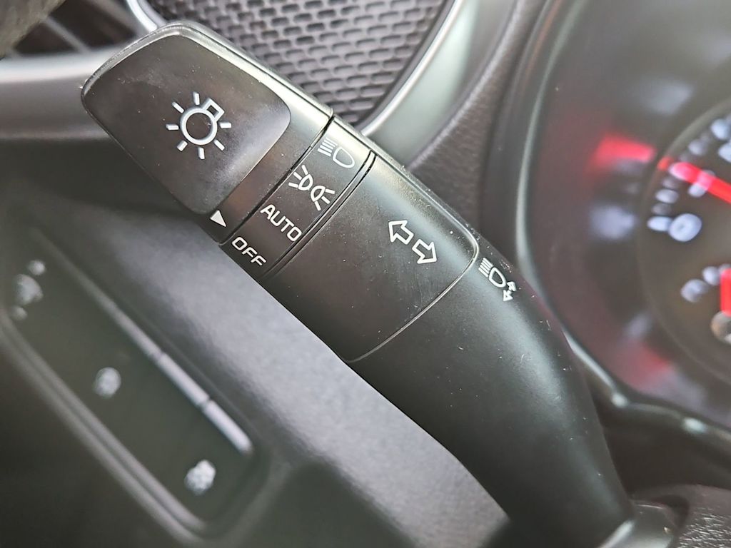 Thumbnail: 2020 Kia Soul - 16