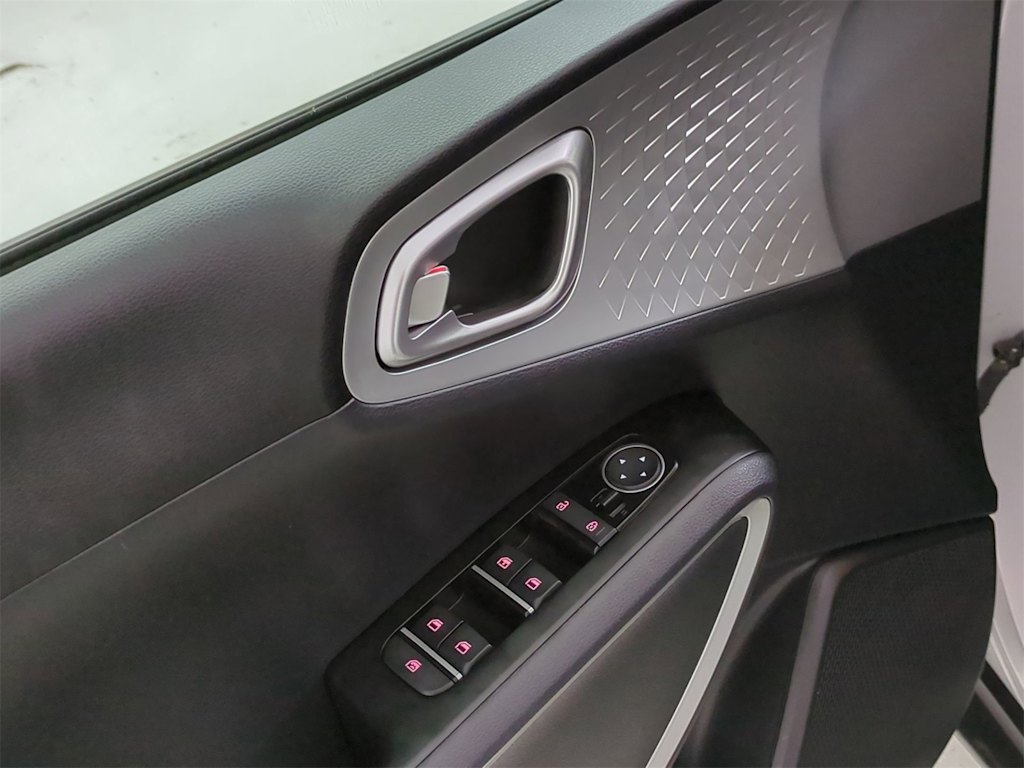 Thumbnail: 2021 Kia Soul - 26