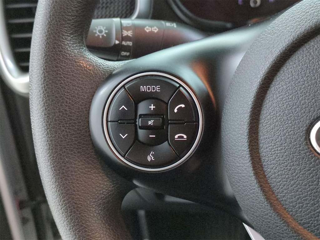 Thumbnail: 2021 Kia Soul - 29