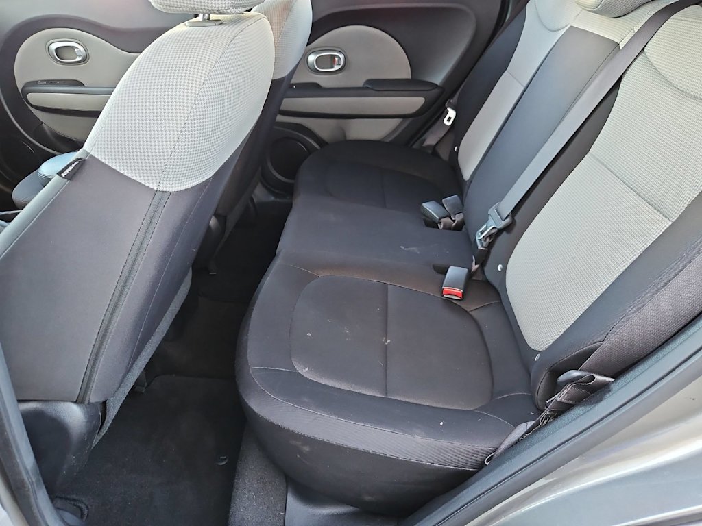 Thumbnail: 2016 Kia Soul - 13