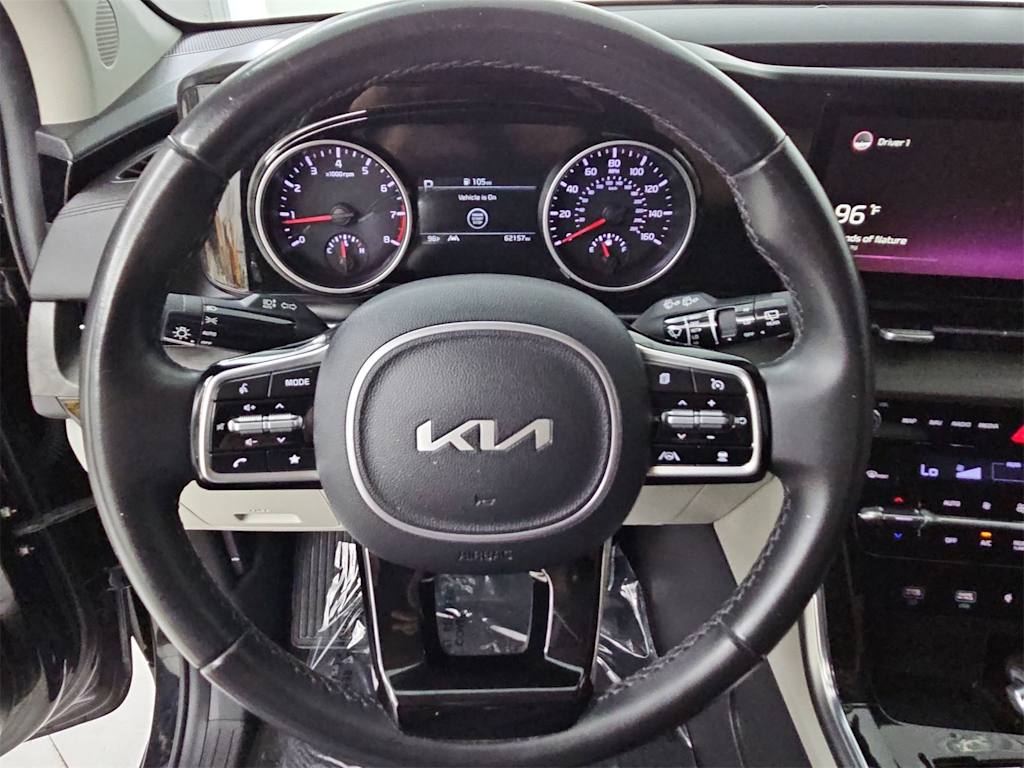 2022 Kia Carnival EX 14
