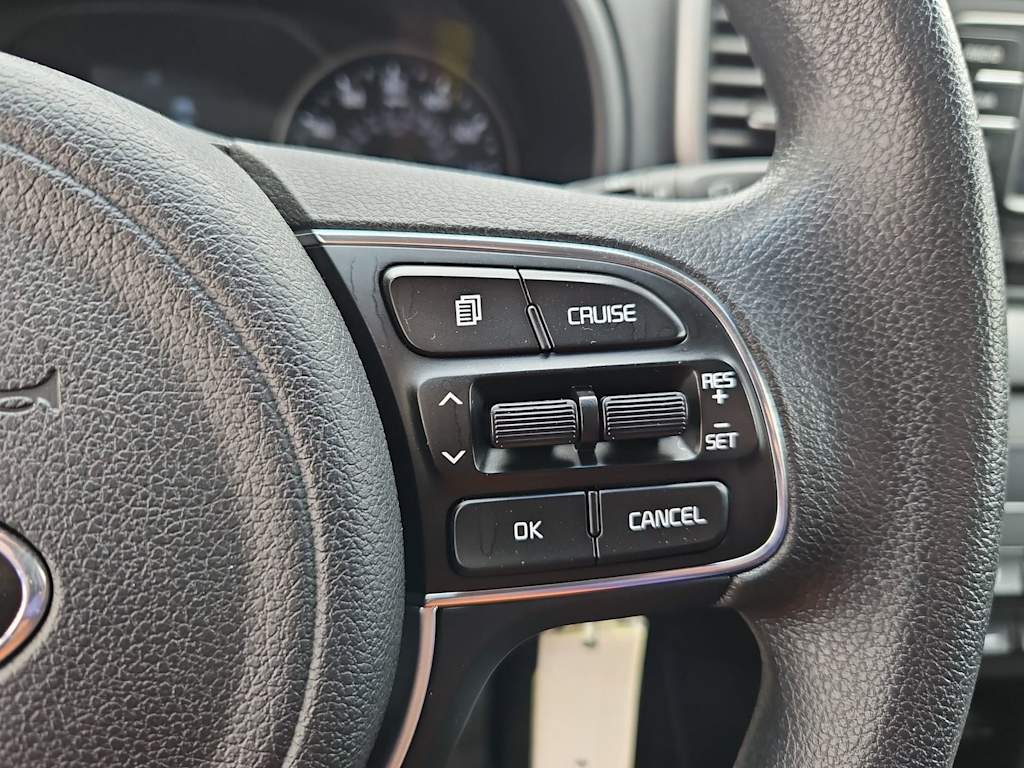 Thumbnail: 2017 Kia Sportage - 30